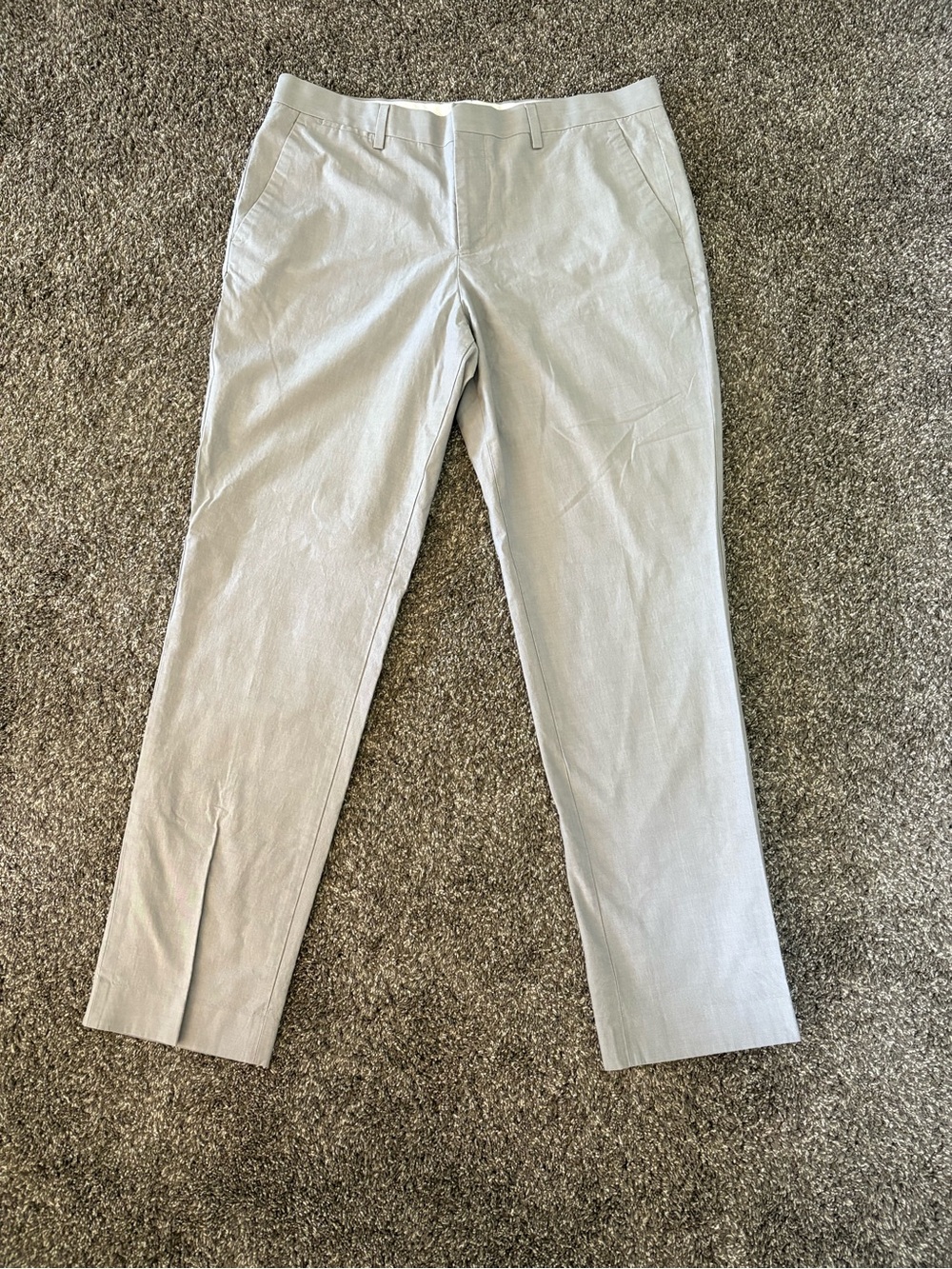 Express Men's Photographer Slim Fit
Dress Pants, Light Grey
